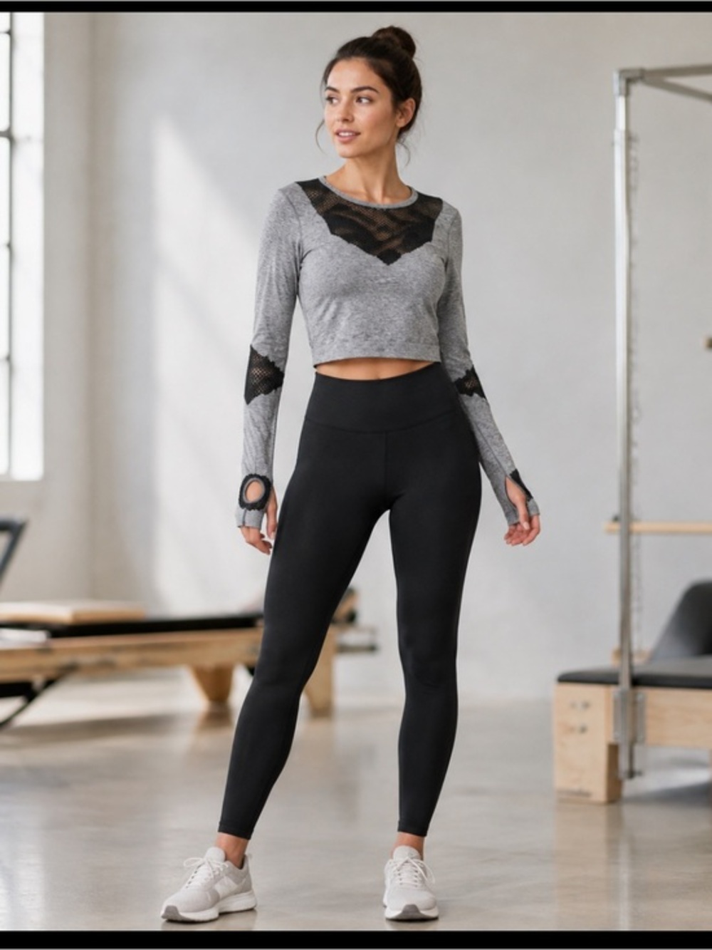 JoyLab Gray Black Mesh Cropped Athletic Top Medium Thumbholes Workout